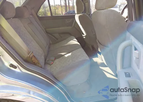 2005 Kia Sorento Ex/Lx from USA, damaged, VIN KNDJD733055479425